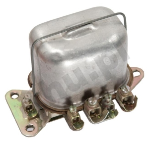 Regulator napięcia prądnicy 12 V-220 W