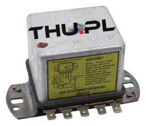 Regulator napięcia alternatora 12 V